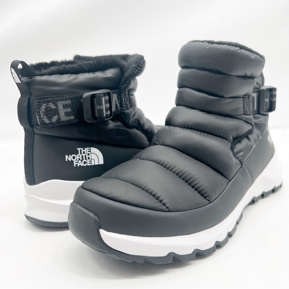 THE NORTH FACE Women's Thermoball Waterproof Pull-On Booties - Picture 3 of 14